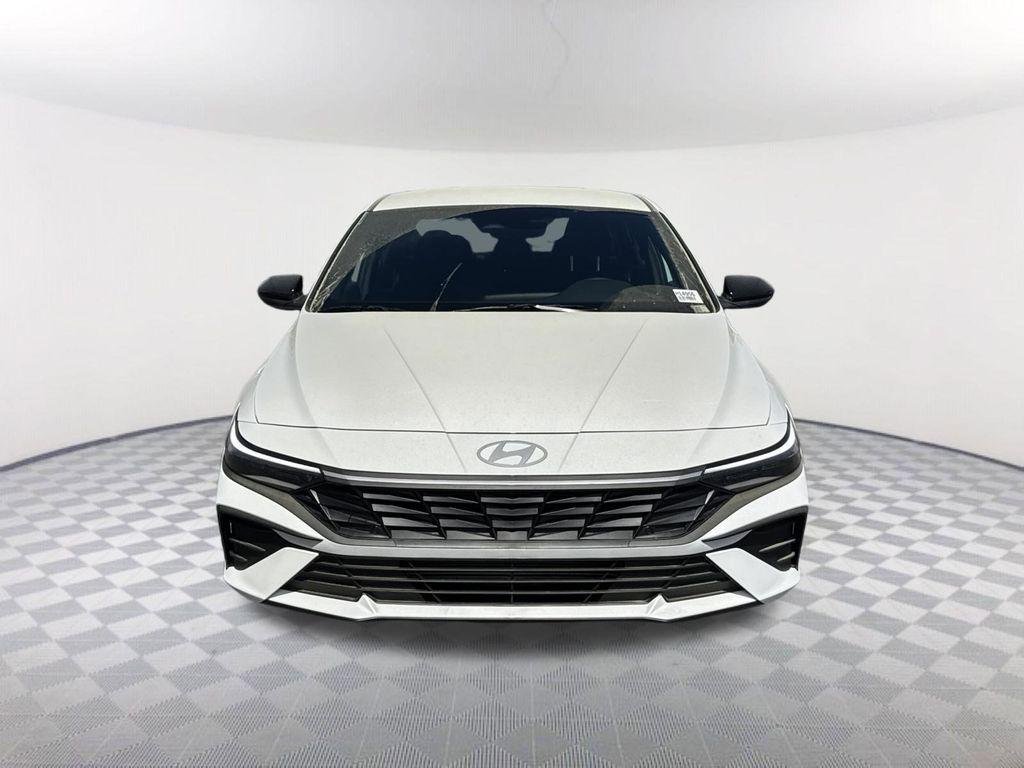 New 2026 White Hyundai SEL Sport image 2