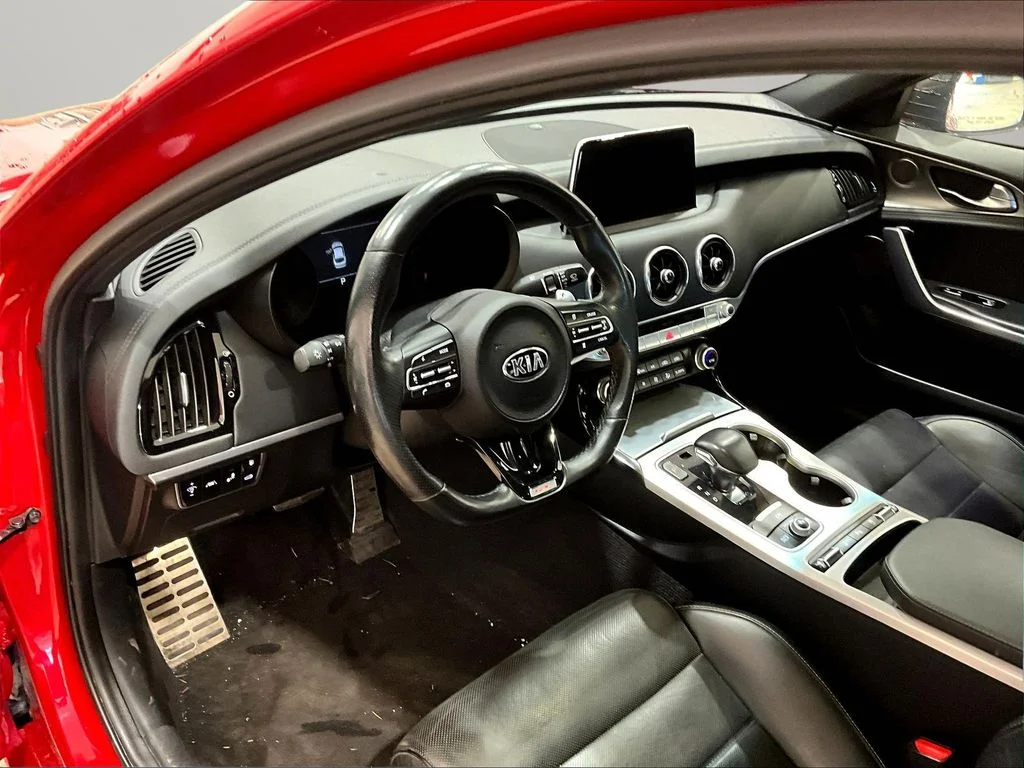 Used 2018 Red Kia GT2 image 13