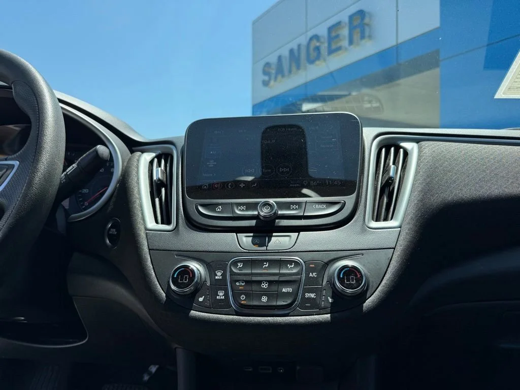 Used 2022 Mineral Gray Metallic Chevrolet LT image 25