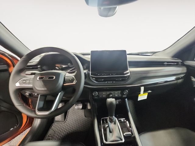 2026 Jeep Compass Trailhawk - Photo 10