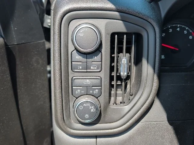 Used 2023 Gray Chevrolet Custom image 14