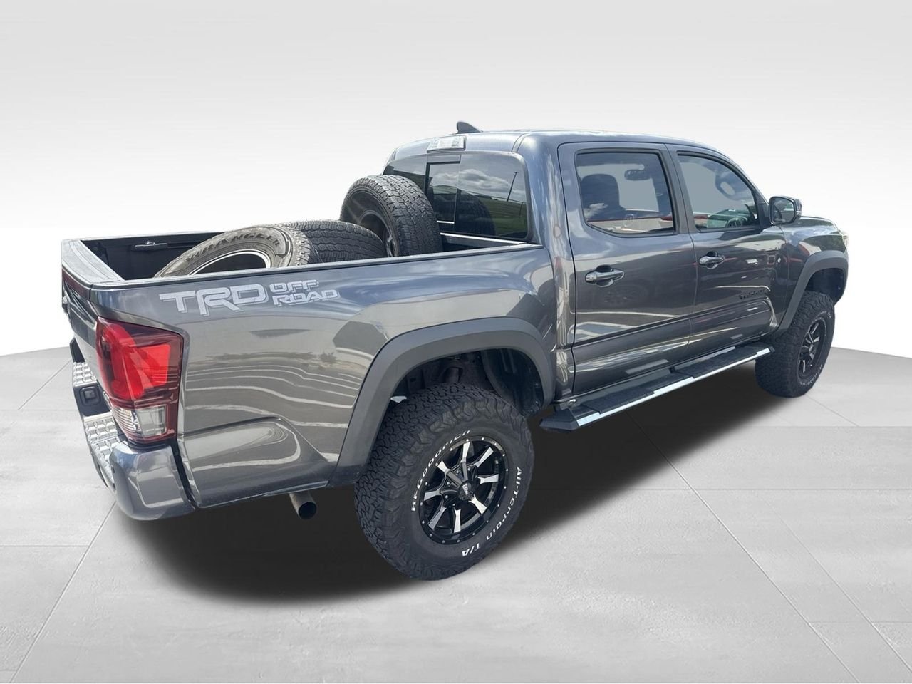Used 2018 Gray Toyota TRD Off-Road image 5