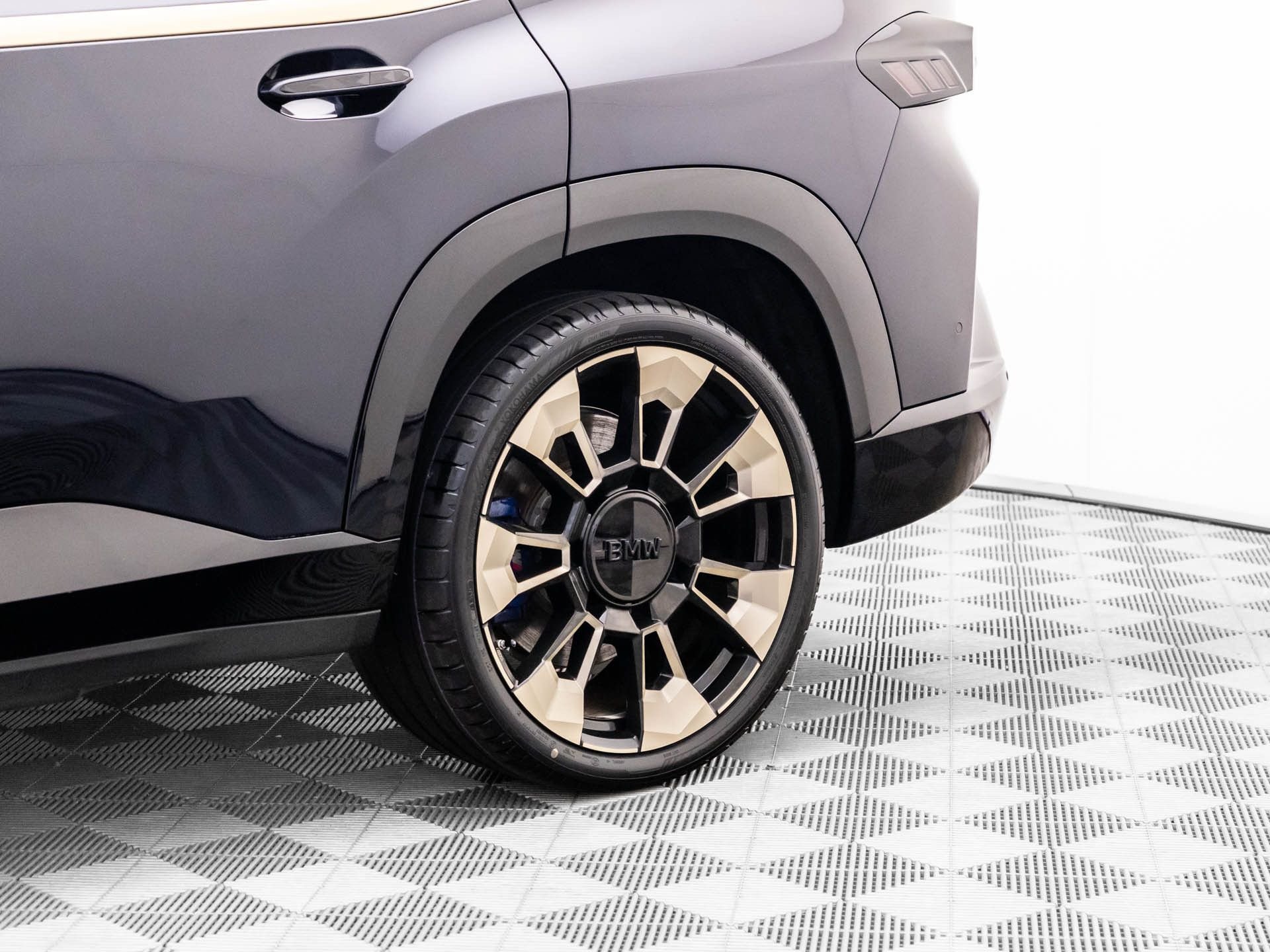 Certified Used 2023 Carbon Black Metallic BMW Base image 37