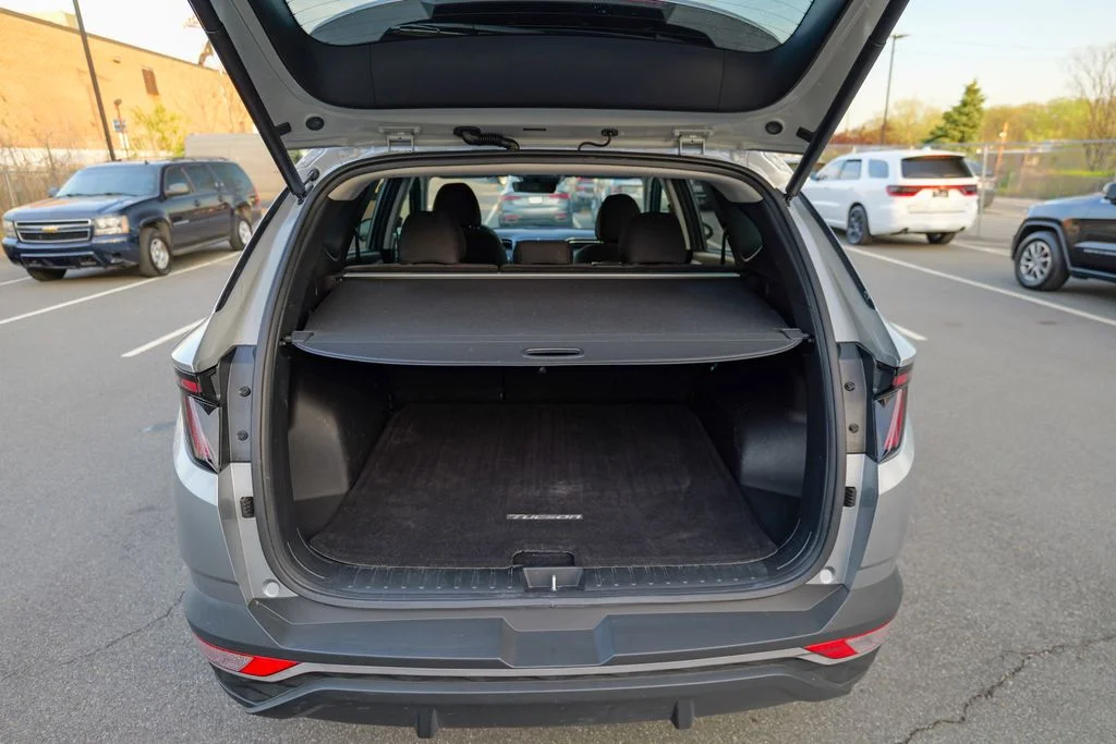 Used 2023 Shimmering Silver Hyundai SEL image 57