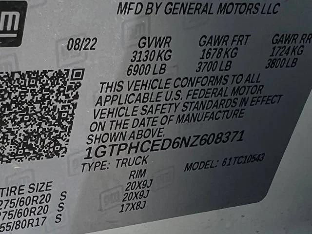 Used 2022 Summit White GMC Elevation image 15