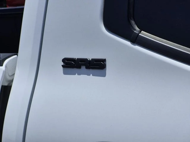 Used 2025 Ice Cap Toyota SR5 image 8