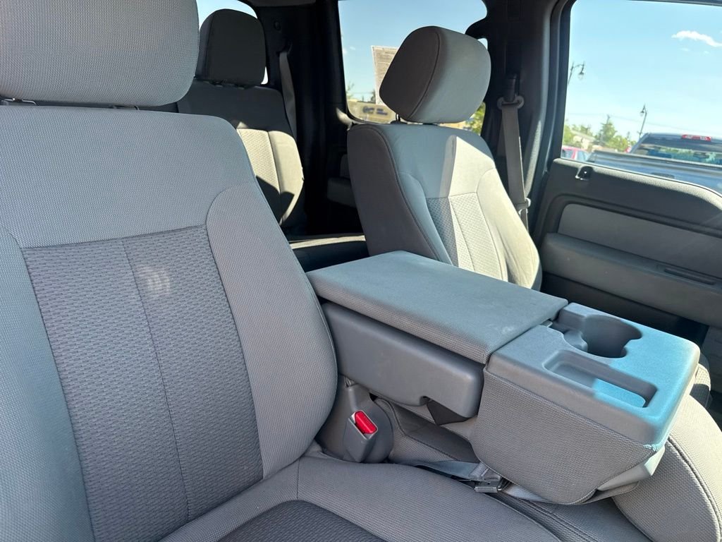 Used 2013 Blue Ford XLT image 38