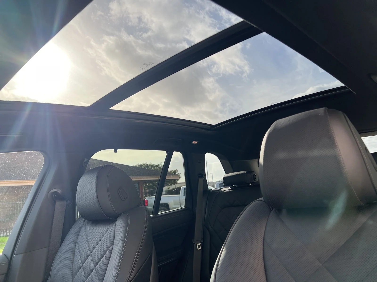New 2026 Skyscraper Grey Metallic BMW xDrive40i image 26