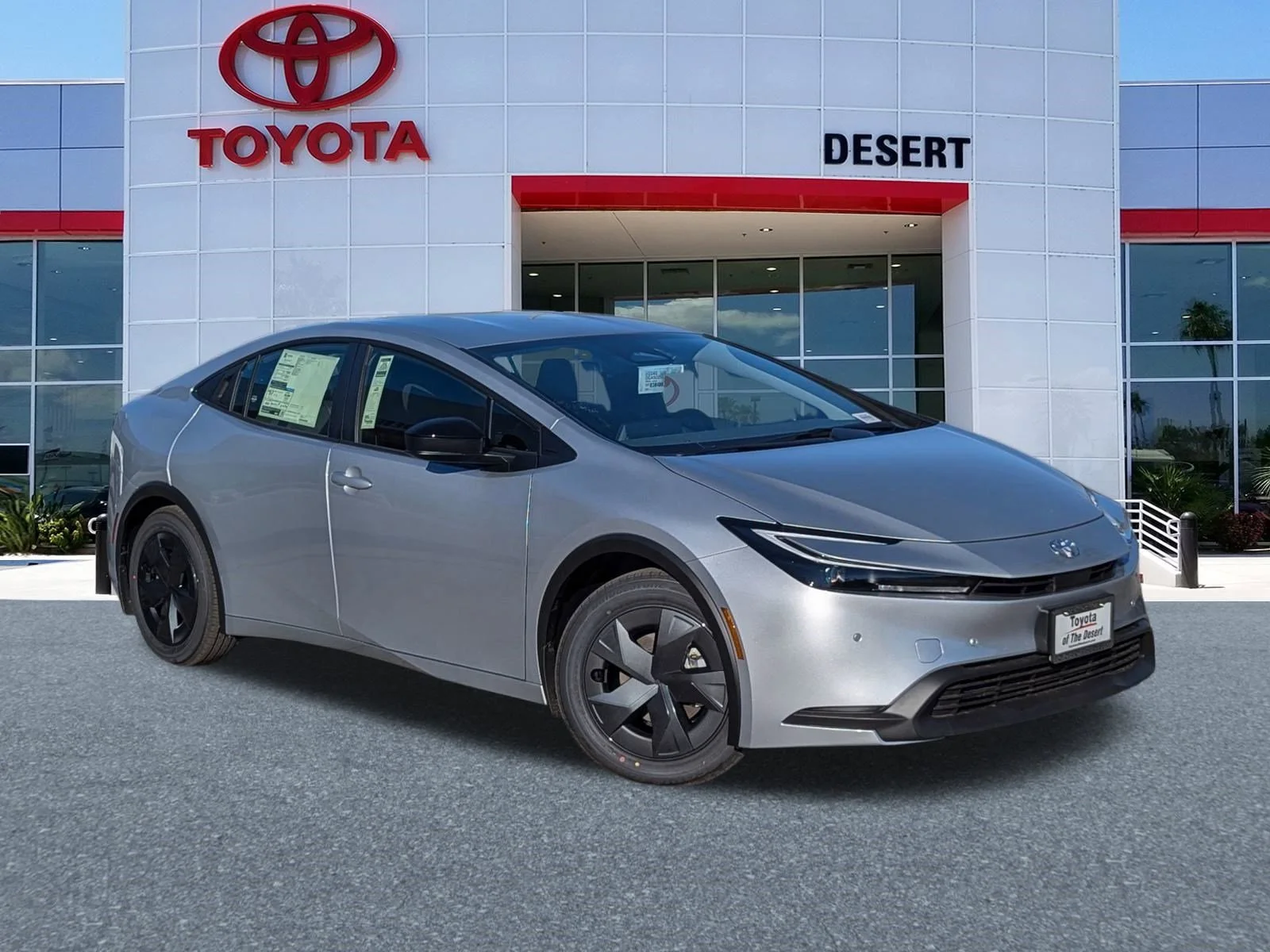 2026 Toyota Prius LE FWD's photo