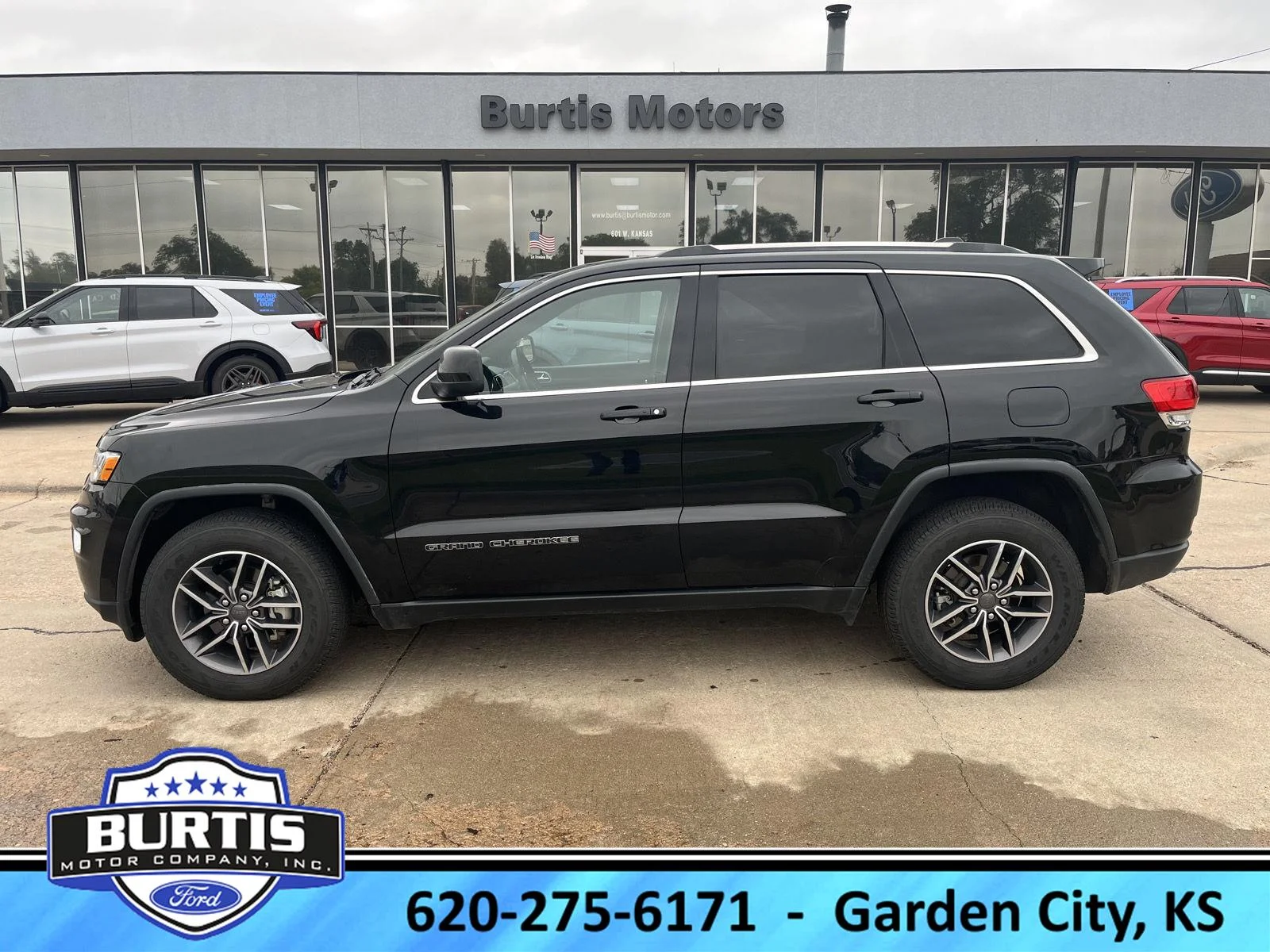 2019 Jeep Grand Cherokee Laredo E 4WD's photo