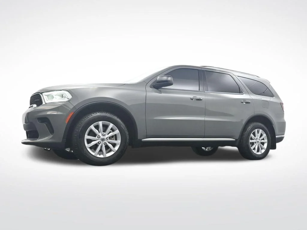 Used 2023 Gray Dodge SXT image 30