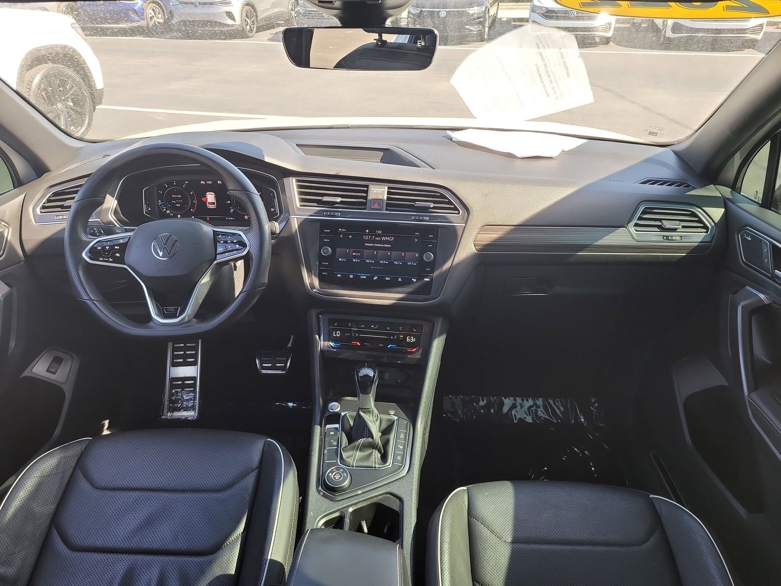 2022 Volkswagen Tiguan SEL R-LINE - Photo 15