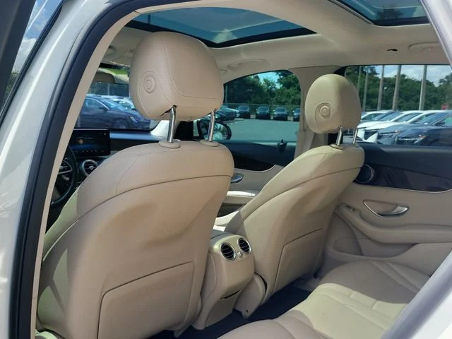 Used 2021 White Mercedes-Benz GLC 300 image 11