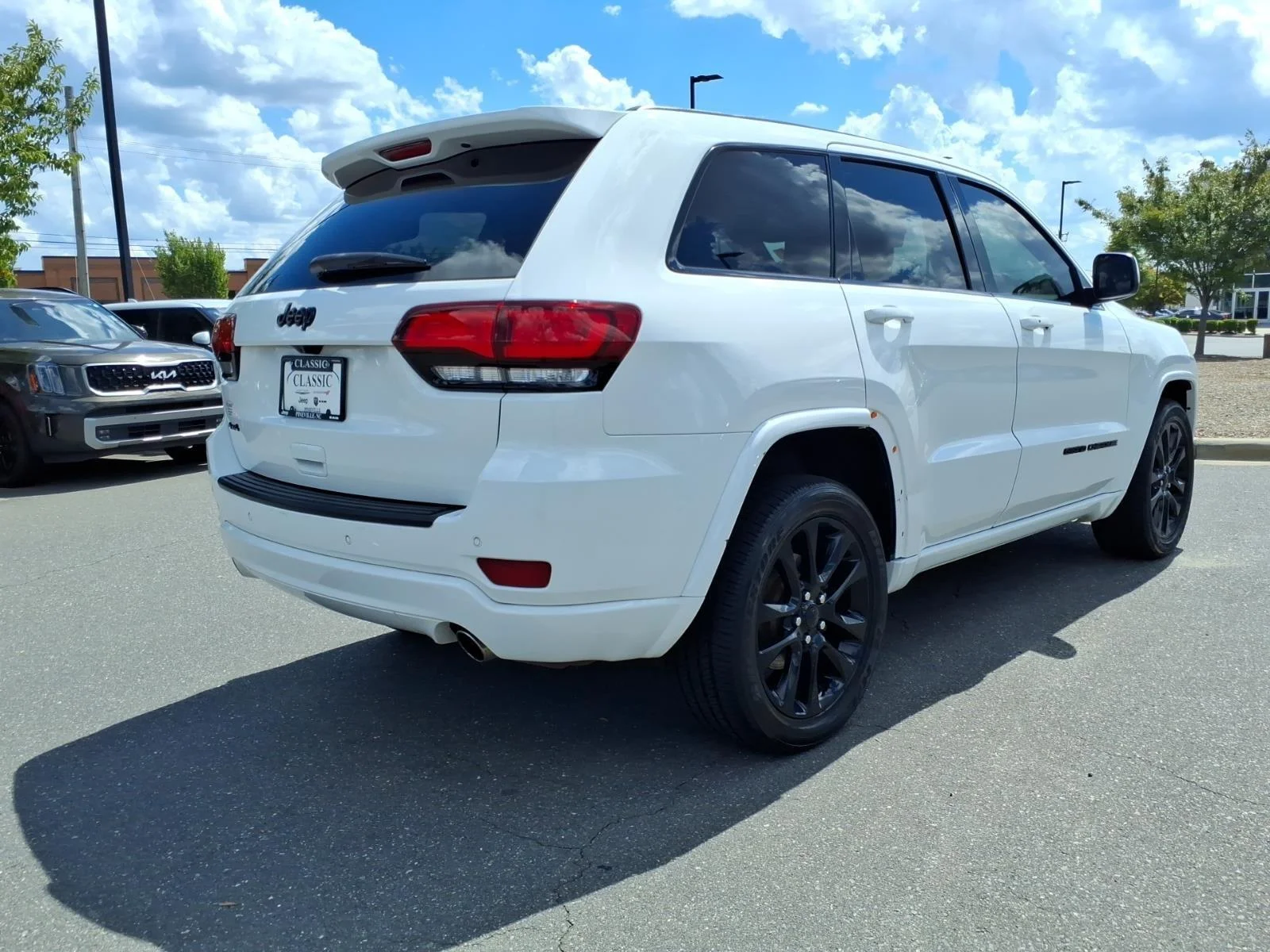 Used 2020 Bright White Clearcoat Jeep Altitude image 2