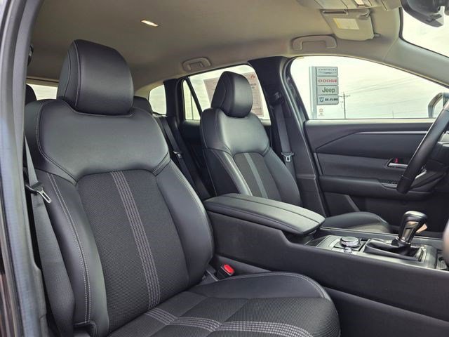 Used 2025 Jet Black Mica Mazda 2.5 S Preferred Package image 18
