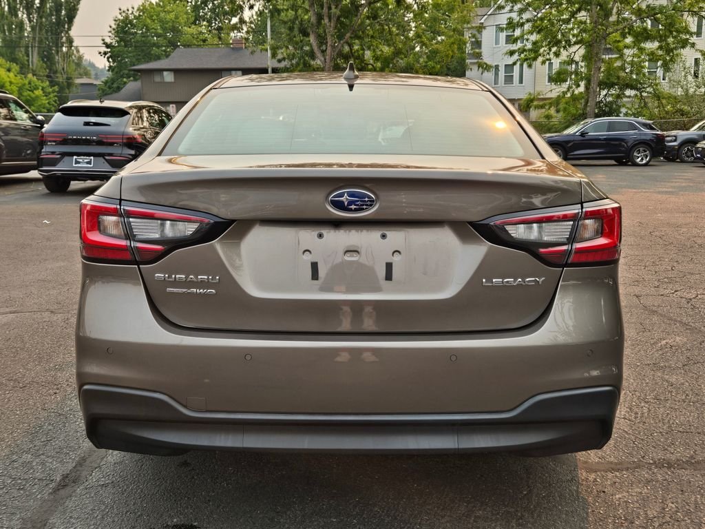 Used 2022 Brilliant Bronze Metallic Subaru Limited image 4