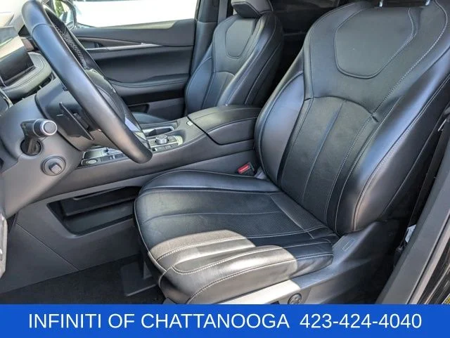 Used 2023 Black INFINITI Sensory image 5