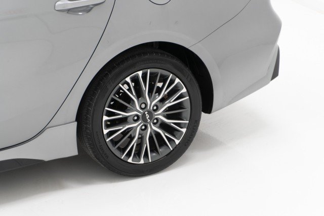 Used 2022 Steel Gray Kia GT-Line image 14