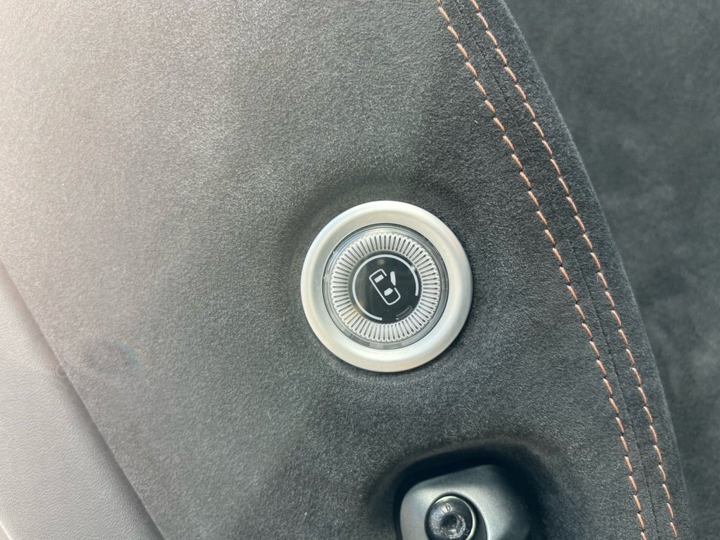 2023 MASERATI MC20 - Image 19