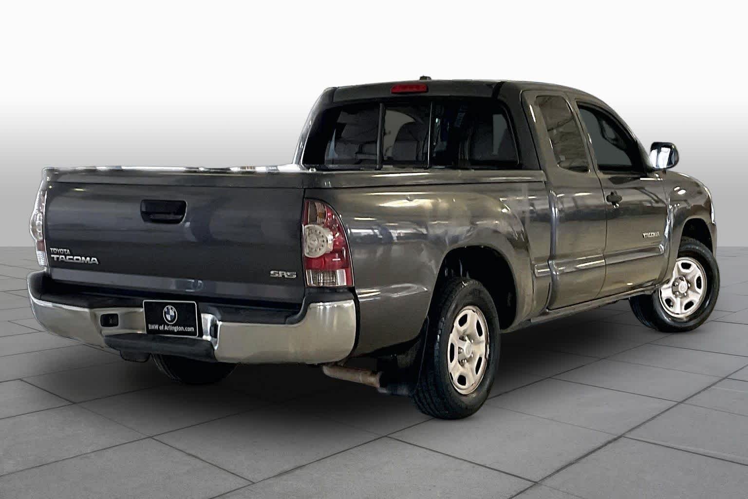 Used 2010 Magnetic Gray Metallic Toyota  image 12