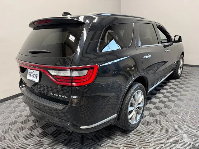 Used 2021 Black Dodge Citadel image 8