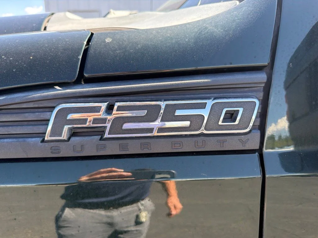 Used 2013 Green Ford XL image 8