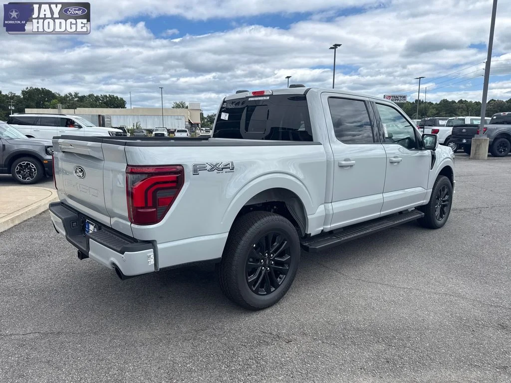 New 2026 Avalanche Ford Lariat® image 7