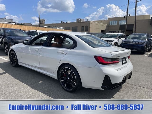 2026 BMW 3 Series M340i - Photo 9