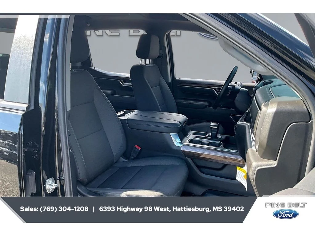 Used 2025 Black Chevrolet RST image 6