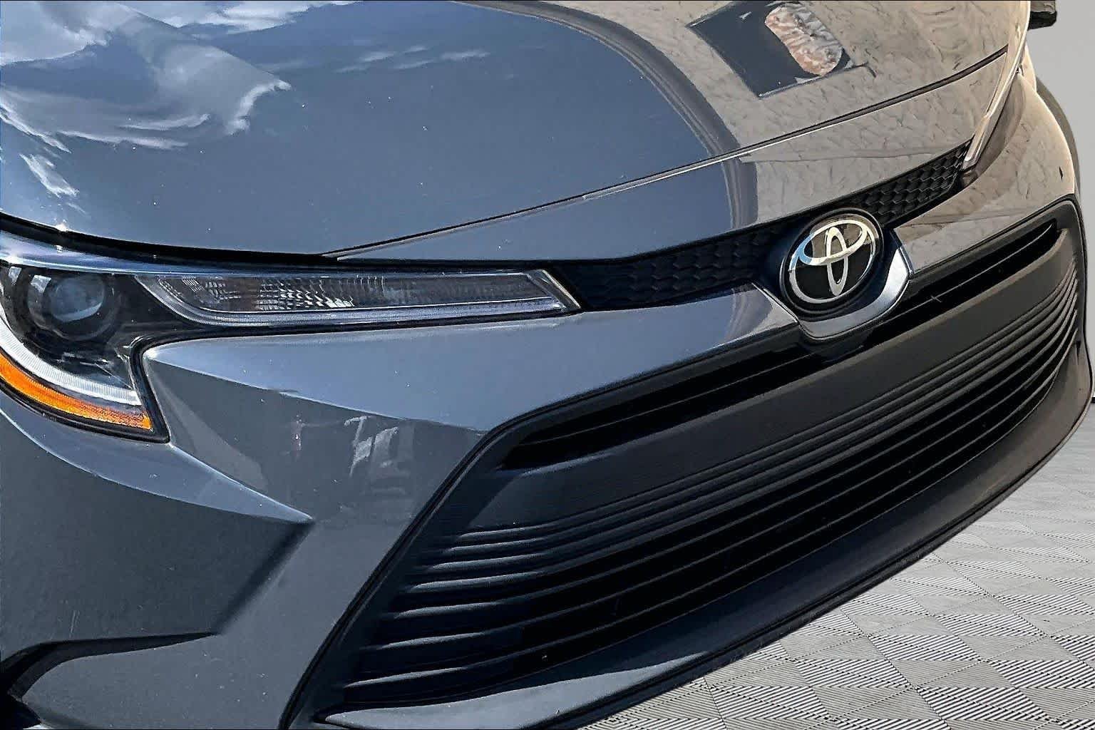 Used 2024 Underground Toyota LE image 30