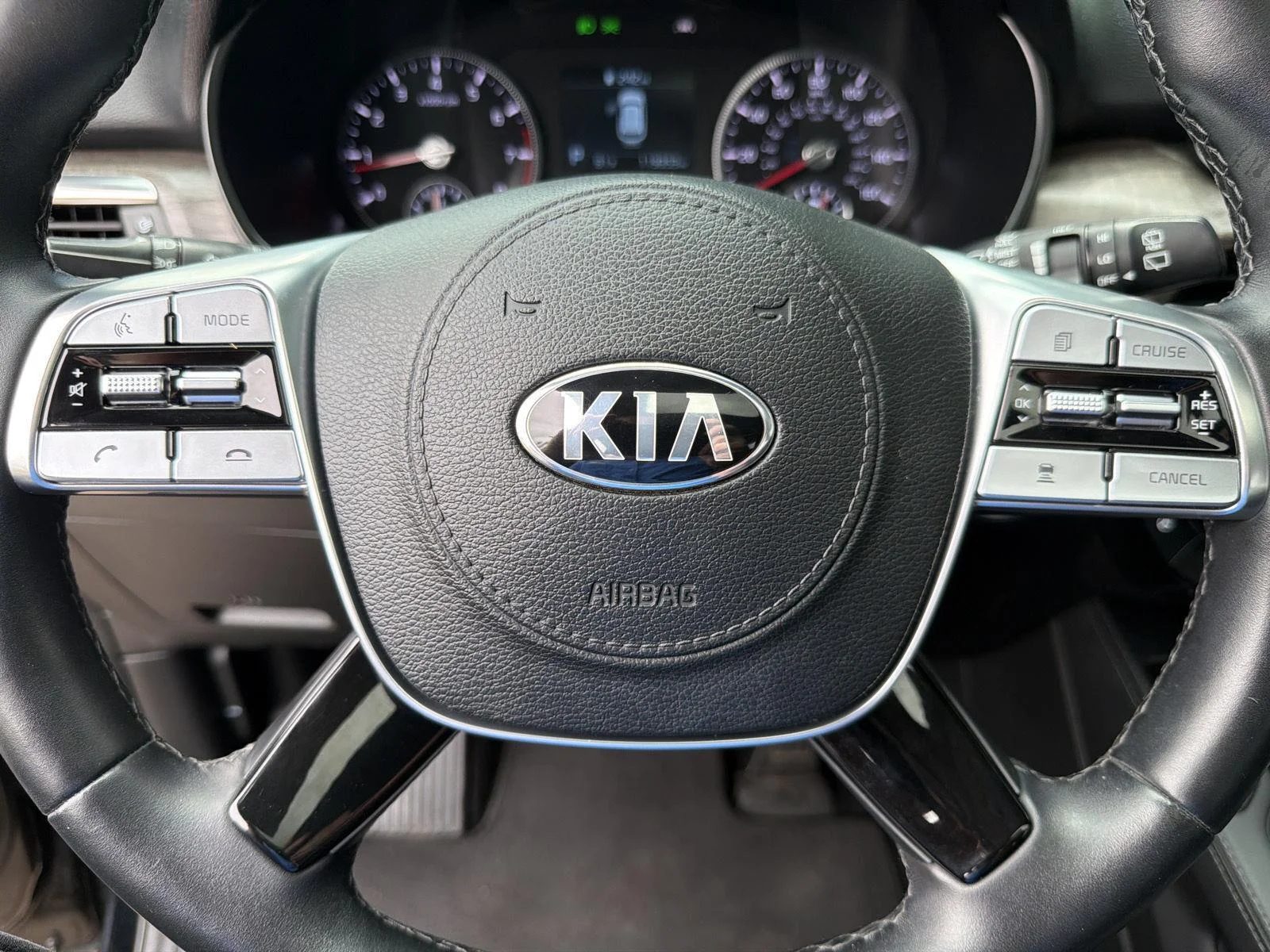 Used 2020 Ebony Black Kia EX image 21