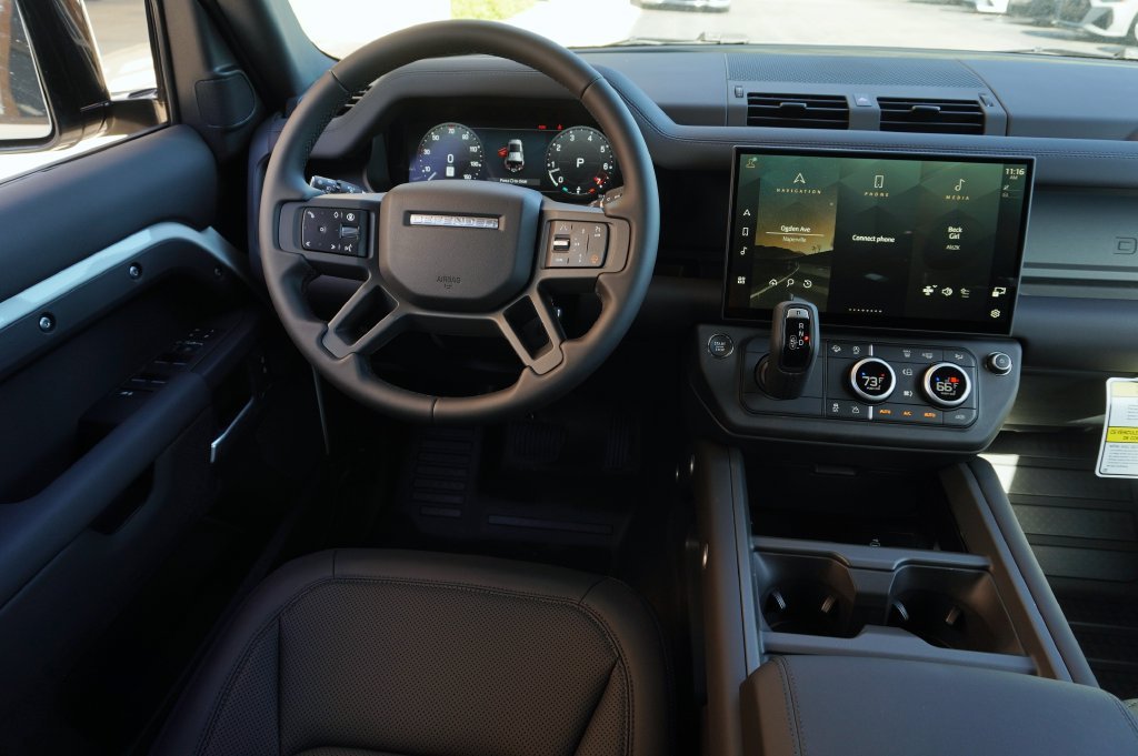 New 2026 Fuji White Land Rover S image 15