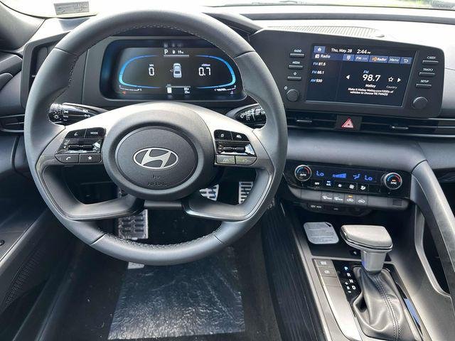 New 2026 Black Hyundai SEL Sport image 17
