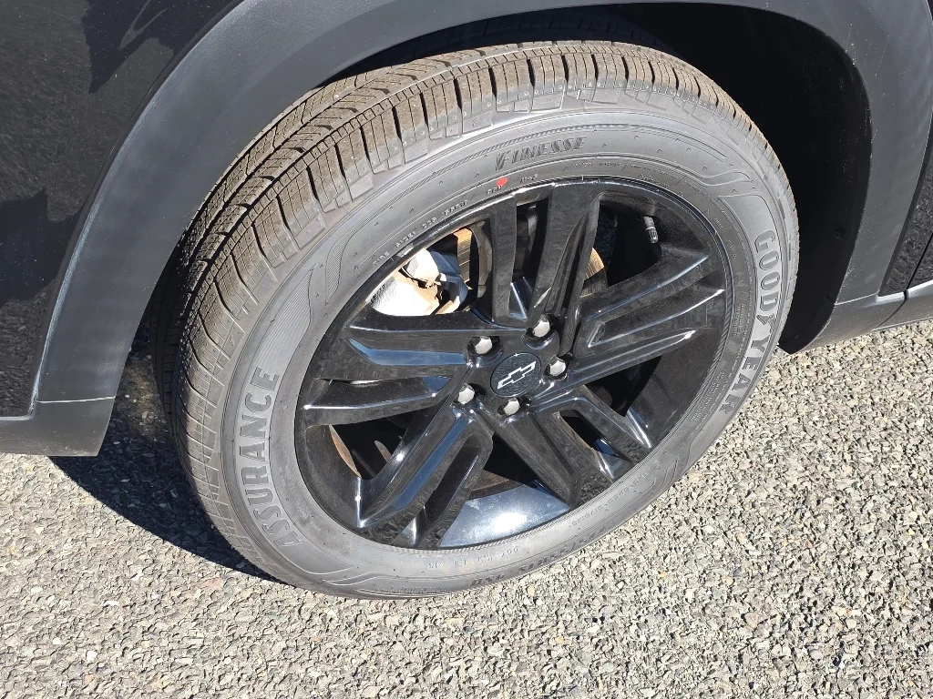 2024 Chevrolet Trax Activ - Photo 31