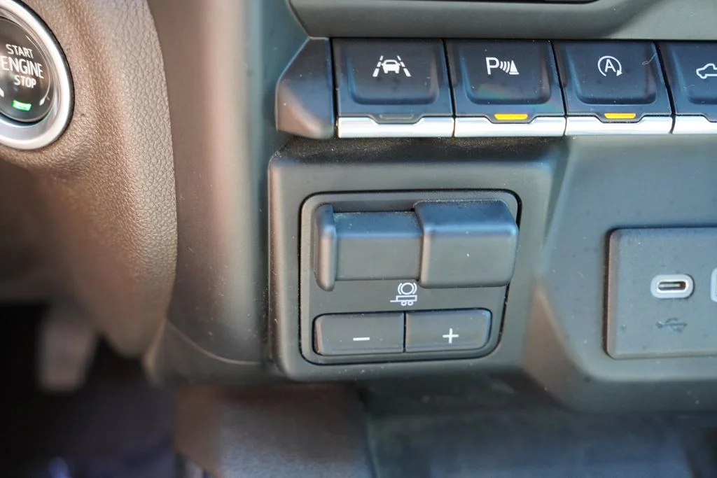 Used 2019 Cajun Red Tintcoat Chevrolet LTZ image 35