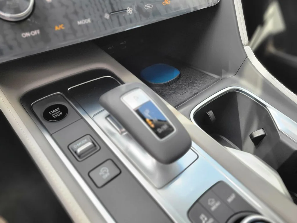 New 2027 HARBOR GRAY INFINITI Luxe FWD image 21