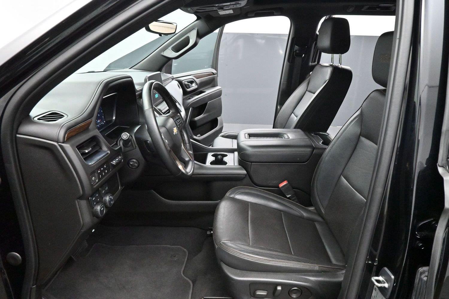 Used 2023 Black Chevrolet High Country image 12