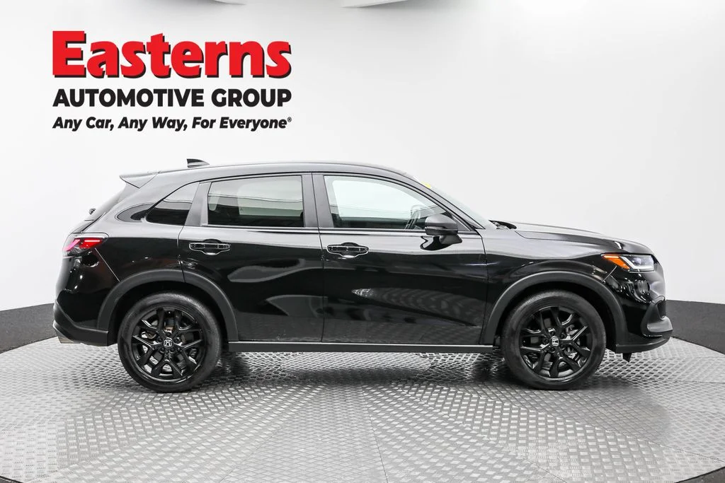 Used 2023 Black Honda Sport image 4