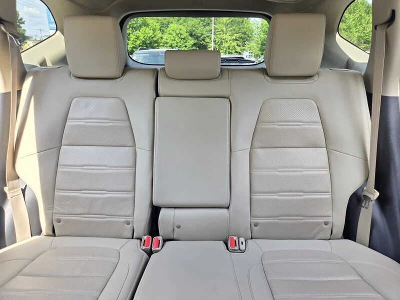 Used 2022 Platinum White Pearl Honda TOURING image 11