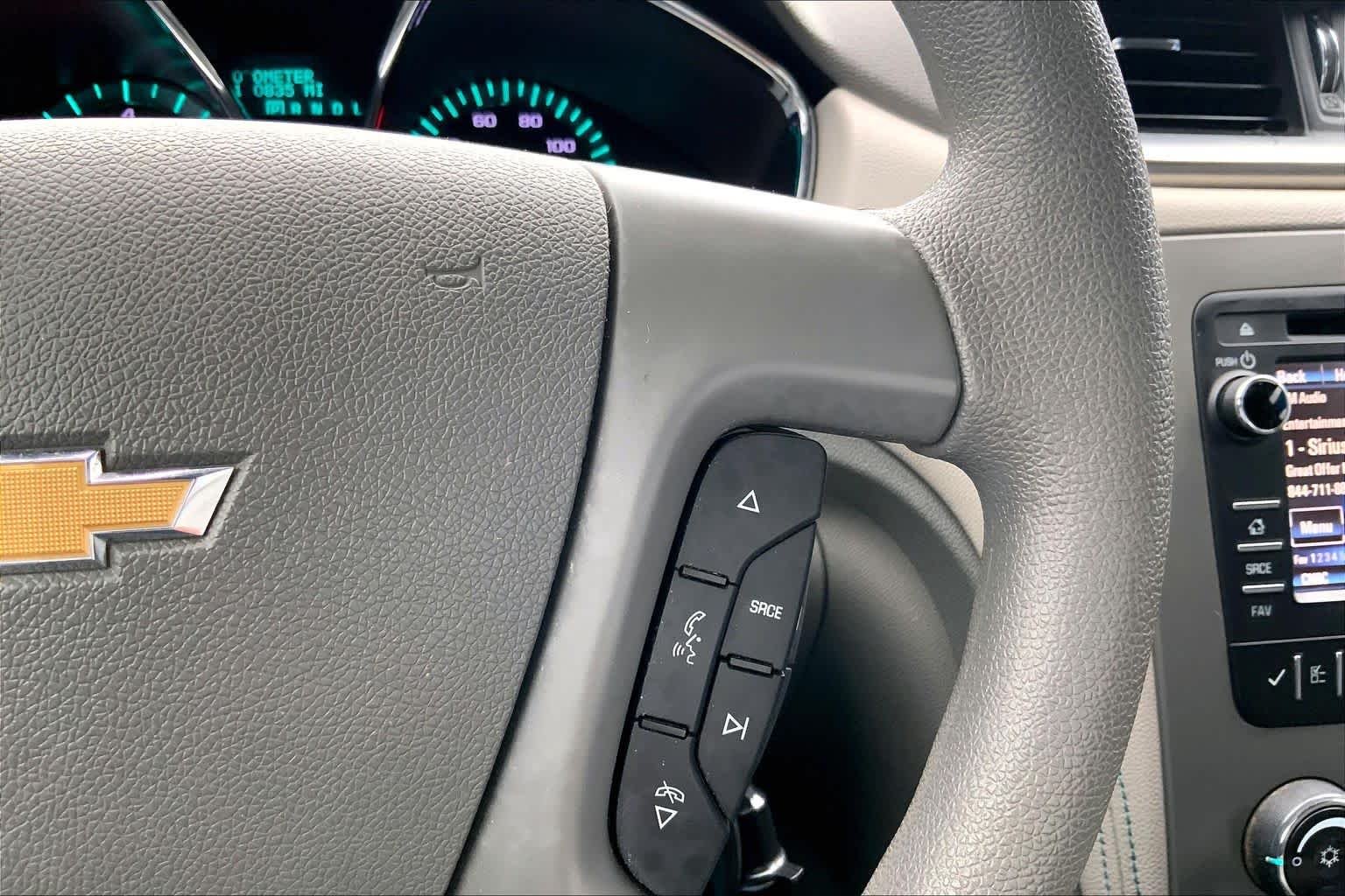 Used 2013  Chevrolet LS image 24