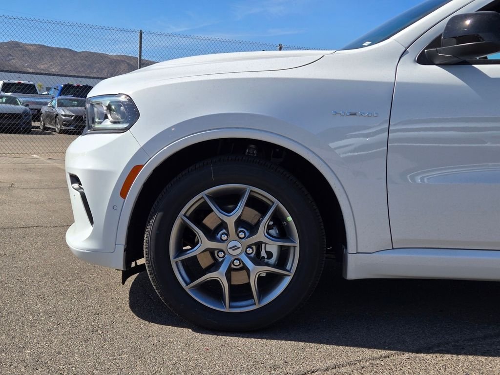 New 2027 White Knuckle Clear-Coat Exterior Paint Dodge GT image 5