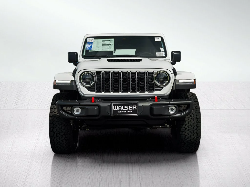New 2026 Bright White Clearcoat Jeep Rubicon X image 2