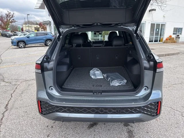 2026 Volkswagen Tiguan SE R-LINE BLACK - Photo 40