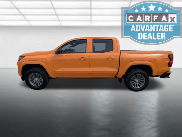 Used 2025 Sunrise Orange Chevrolet WT/LT image 26