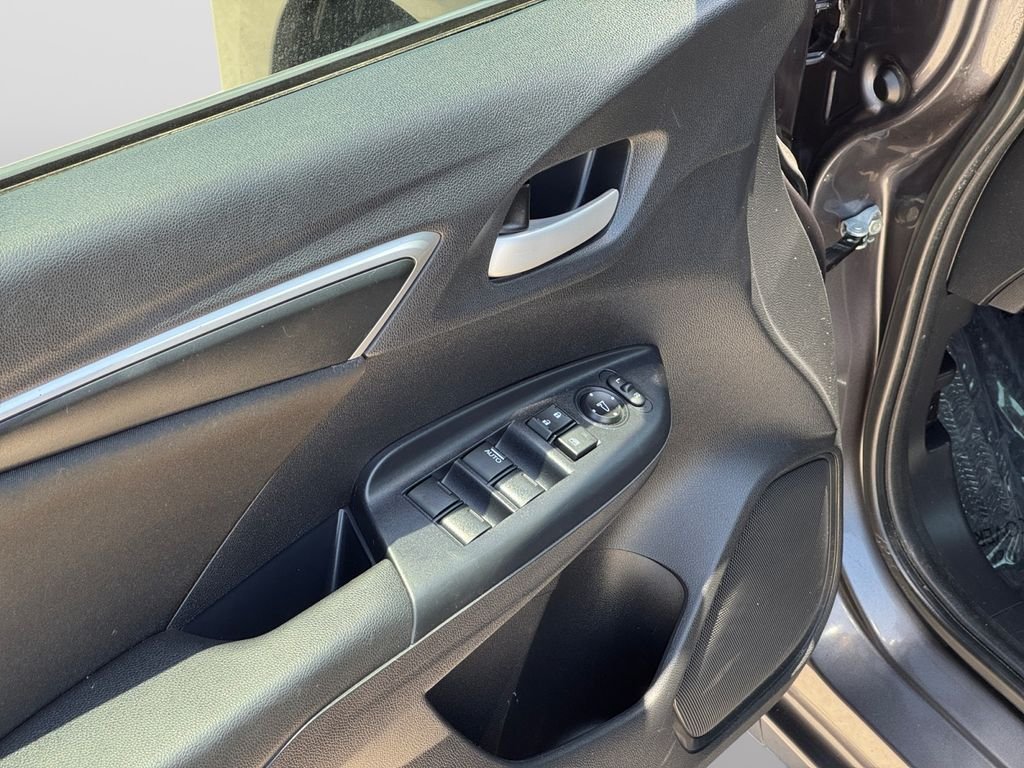 Used 2019 Modern Steel Metallic Honda LX image 9