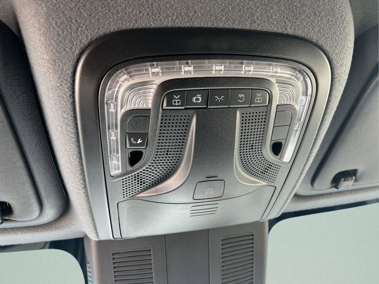 Used 2024 Arctic White Mercedes-Benz  image 37