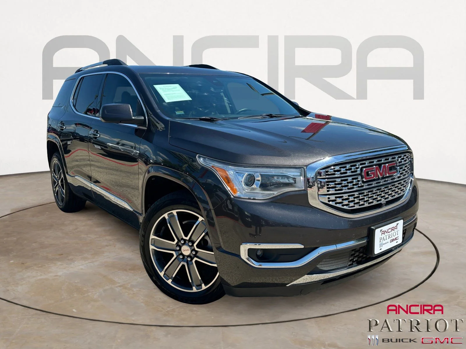 2018 GMC Acadia Denali FWD's photo