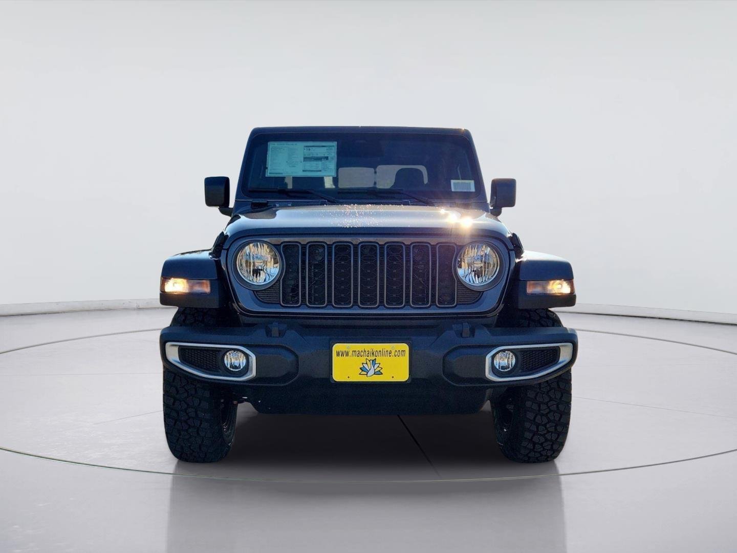 New 2026 Granite Crystal Metallic Clear-Coat Exterior Paint Jeep Texas Trail image 8