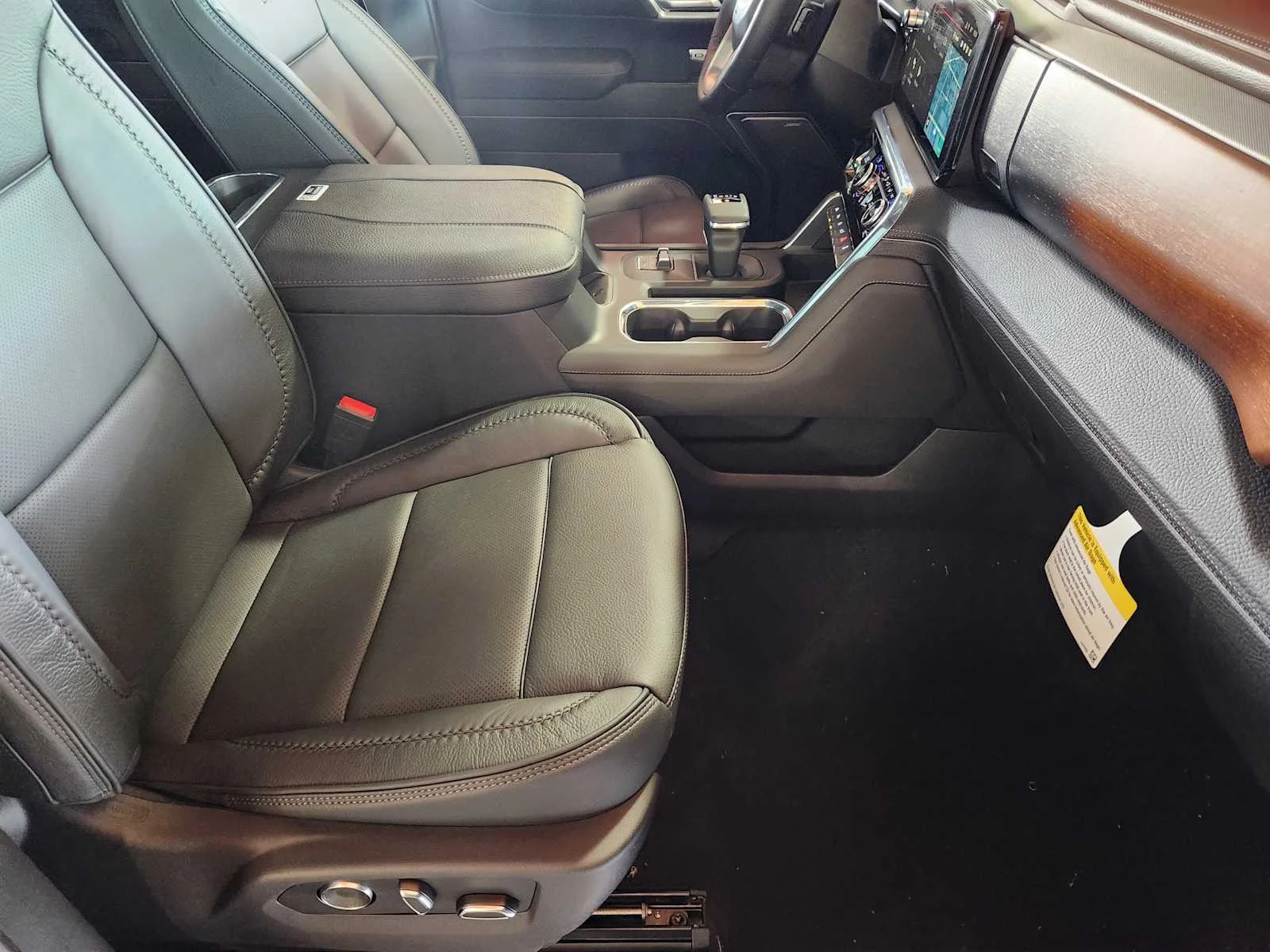 2026 GMC Sierra 1500 Denali - Photo 6