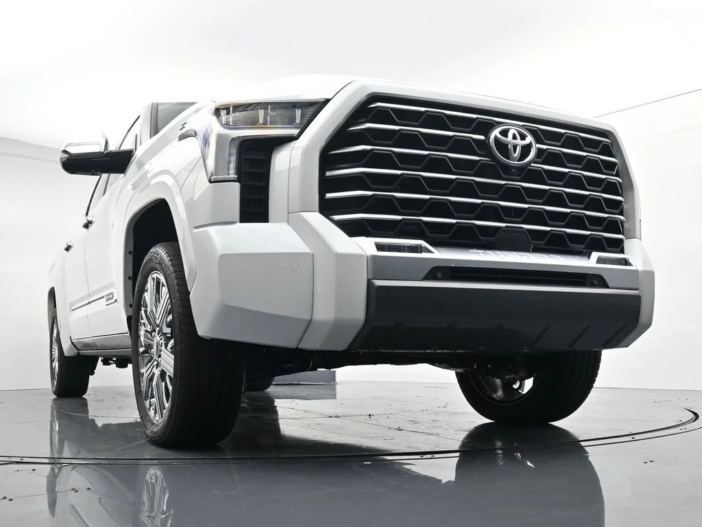 New 2026 Wind Chill Pearl <sup>1</sup> Toyota Tundra Capstone image 28